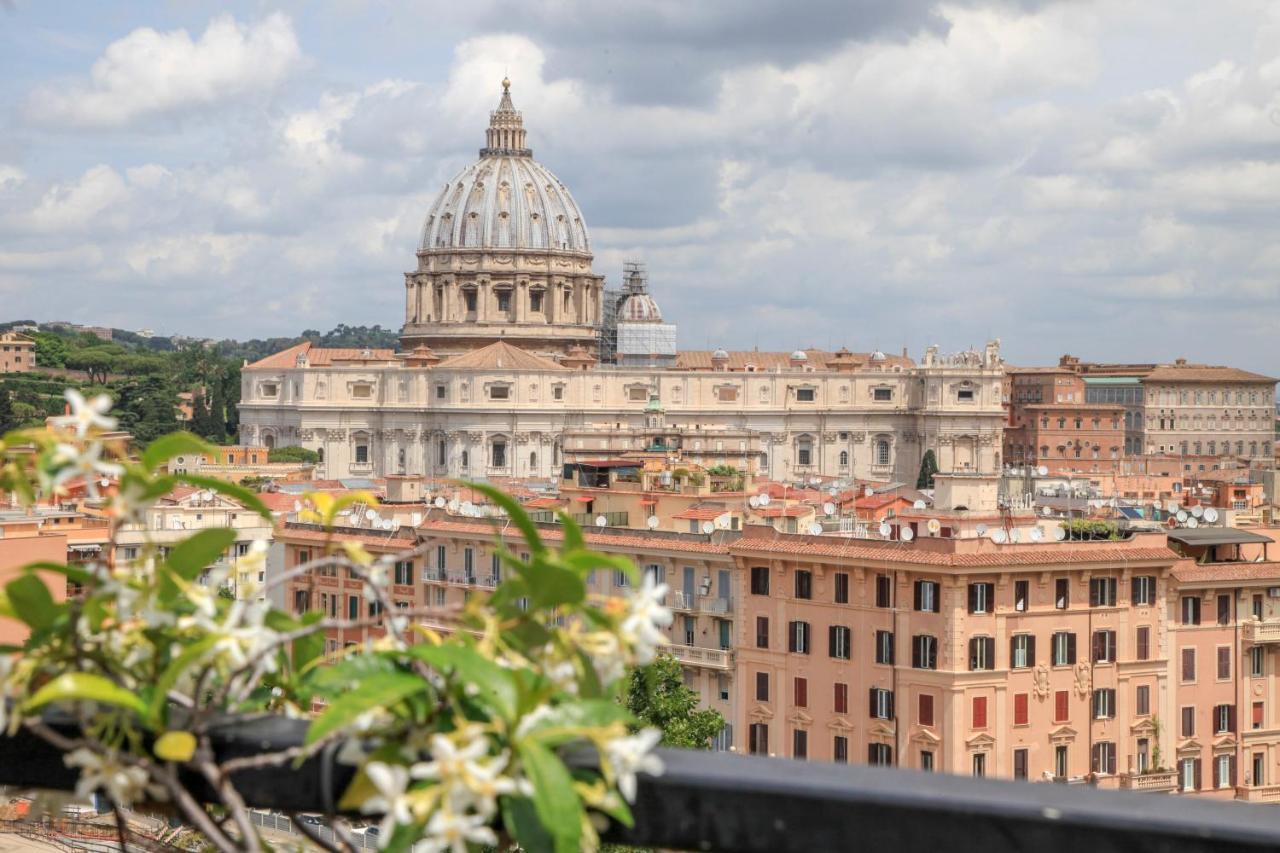 Delmirani'S Book Apartments - Vatican View Rome Exterior photo