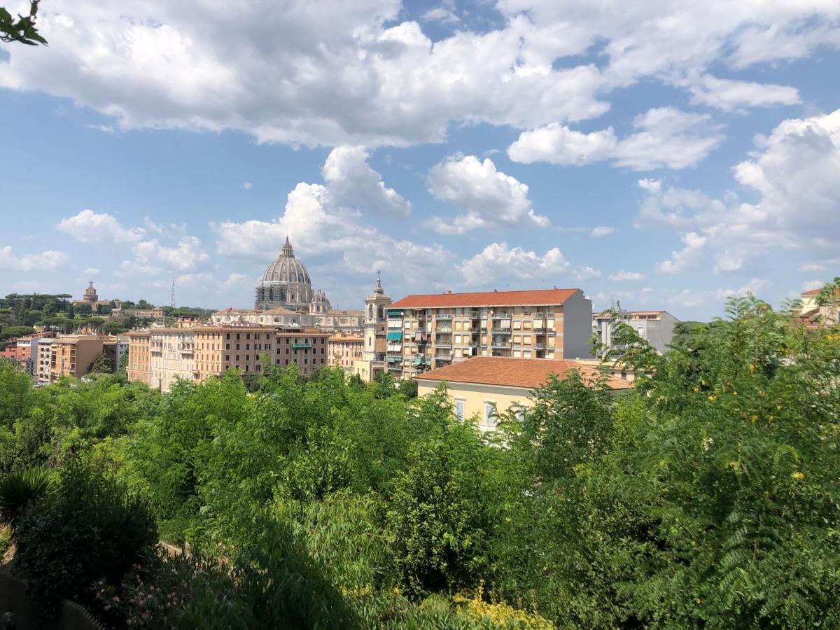 Delmirani'S Book Apartments - Vatican View Rome Exterior photo